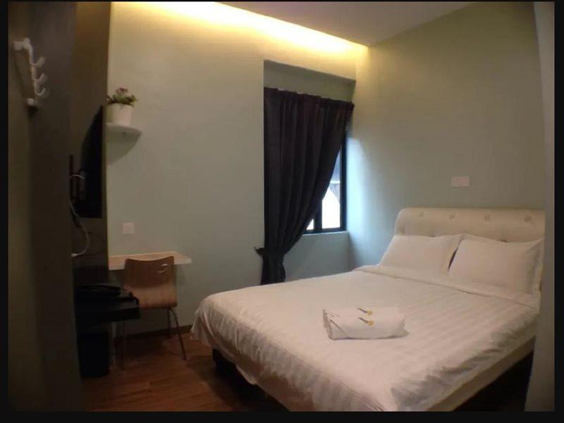 Good 9 Hotel - Bukit Dahlia Джохор-Бару Екстер'єр фото