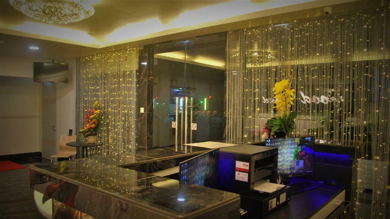 Good 9 Hotel - Bukit Dahlia Джохор-Бару Екстер'єр фото